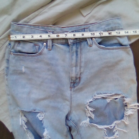 -BDG Urban Outfitters Destroyed High Rise Mom Jeans - Picture 11 of 12